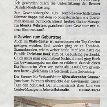Gewinnübergabe Mercedes-Benz in der Kreiszeitung
